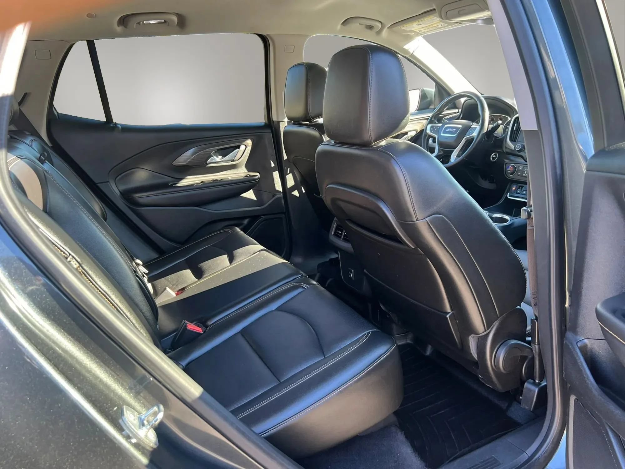 Used 2020 GMC Terrain SLT AWD/4WD image 30