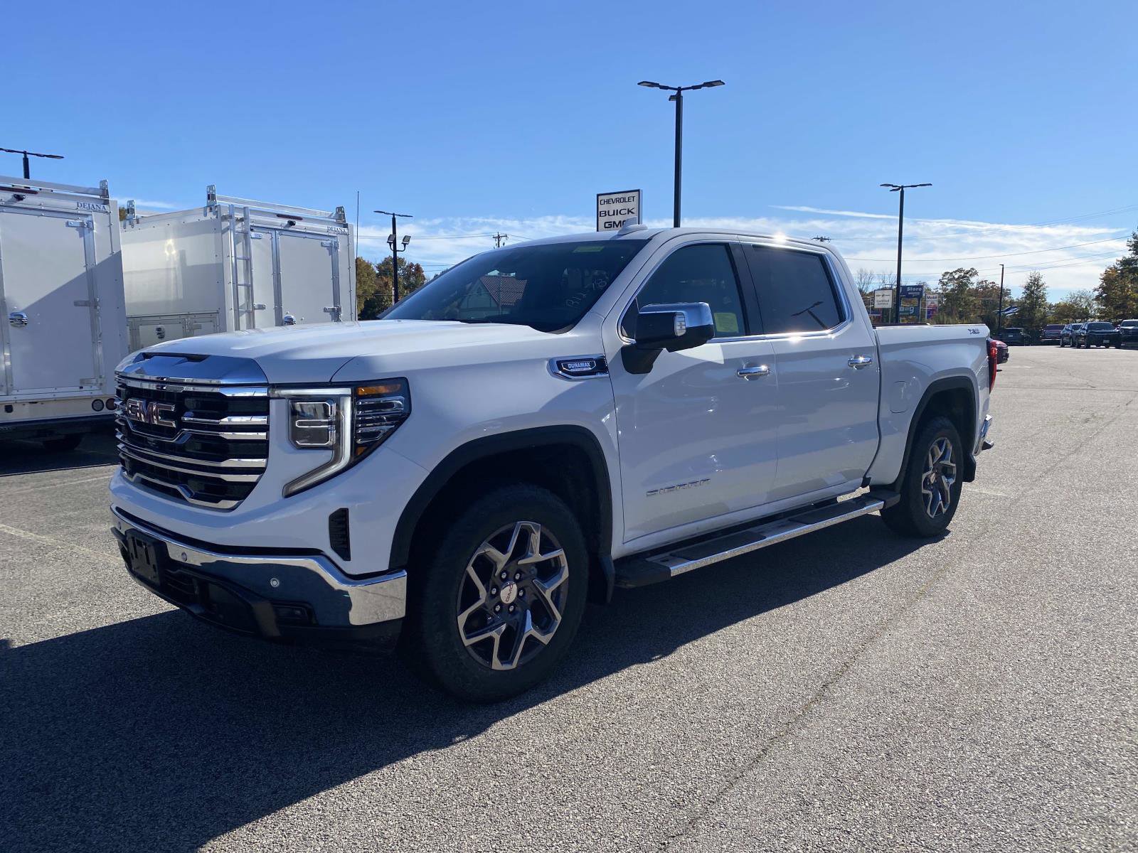 New 2026 GMC Sierra 1500 SLT w/ SLT Premium Plus Package image 1
