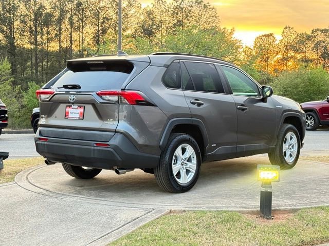 Used 2021 Toyota RAV4 LE AWD/4WD image 7