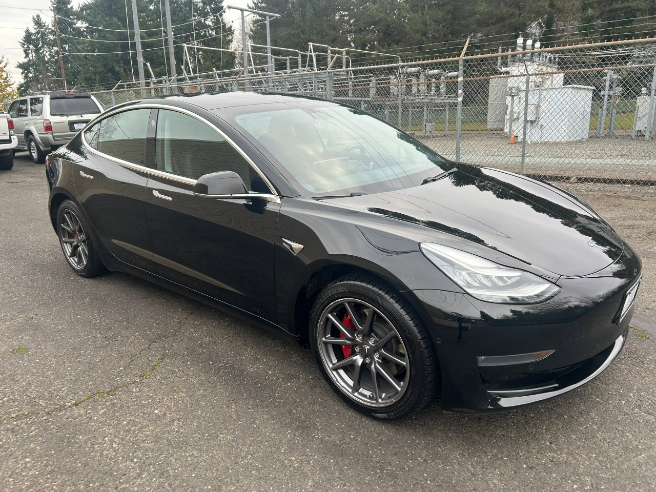 Used 2019 Tesla Model 3 Mid Range image 3