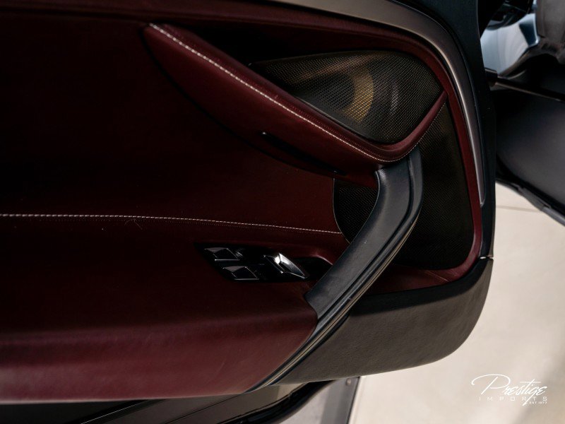 Used 2018 McLaren 720S Luxury RWD image 28