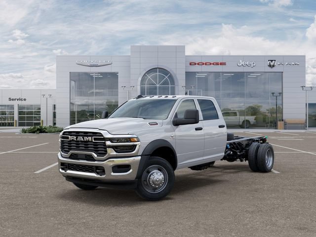 New 2026 RAM 5500 Tradesman w/ Chrome Appearance Group