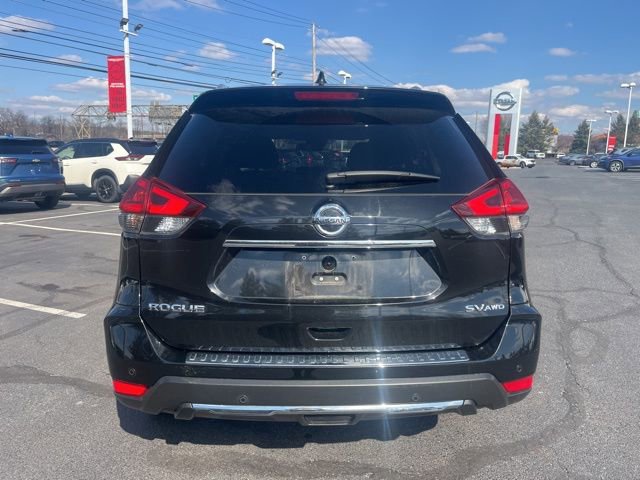 Certified 2019 Nissan Rogue SV w/ Premium Package image 5