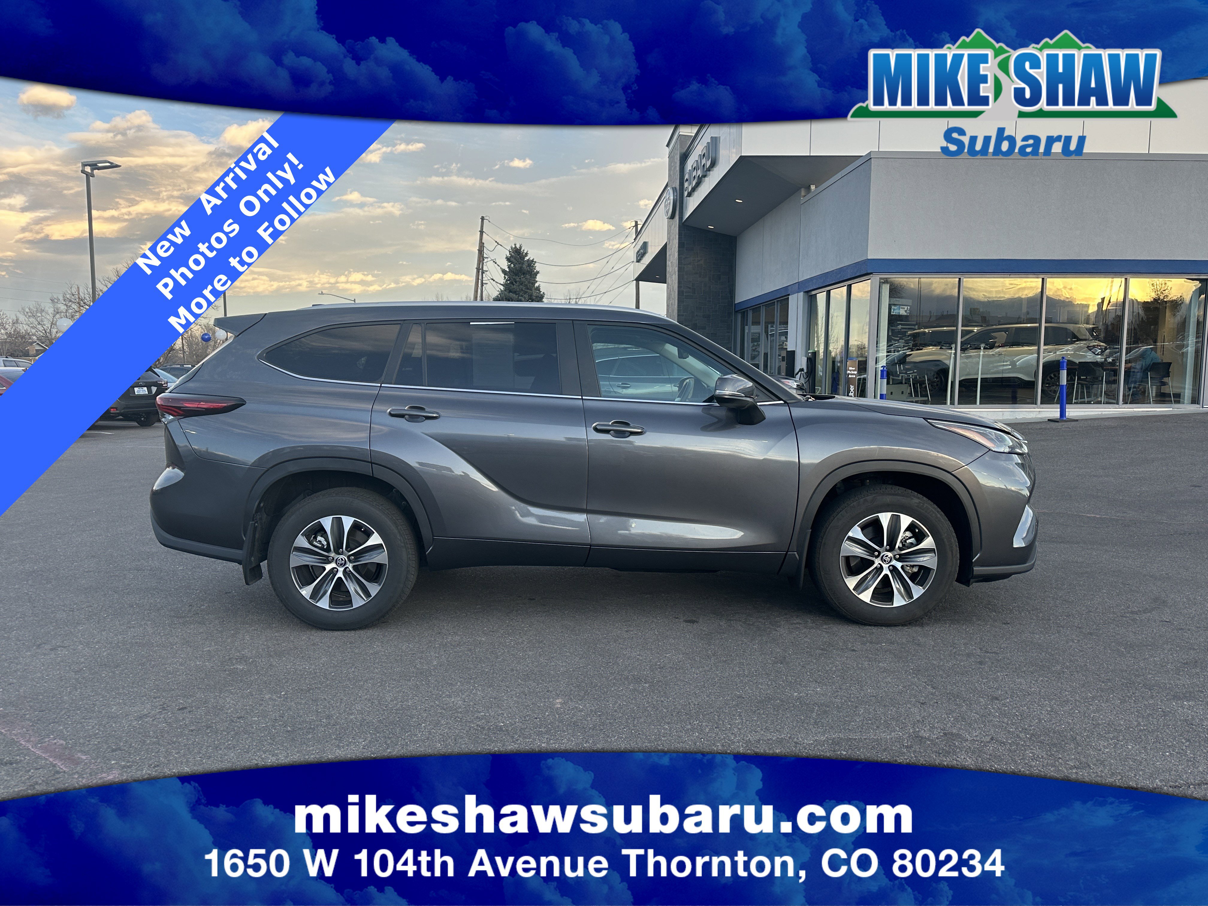 Used 2024 Toyota Highlander XLE image 4