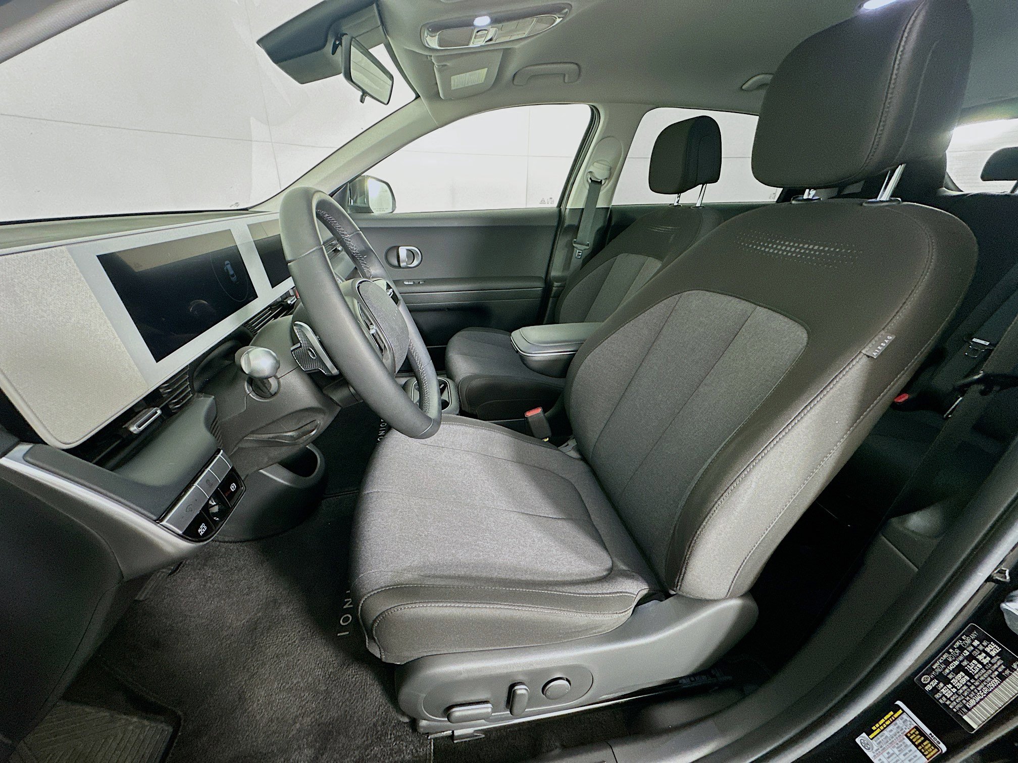 Used 2024 Hyundai Ioniq 5 SE RWD image 13