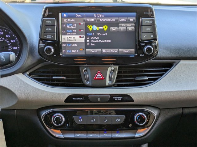 Used 2018 Hyundai Elantra GT image 18