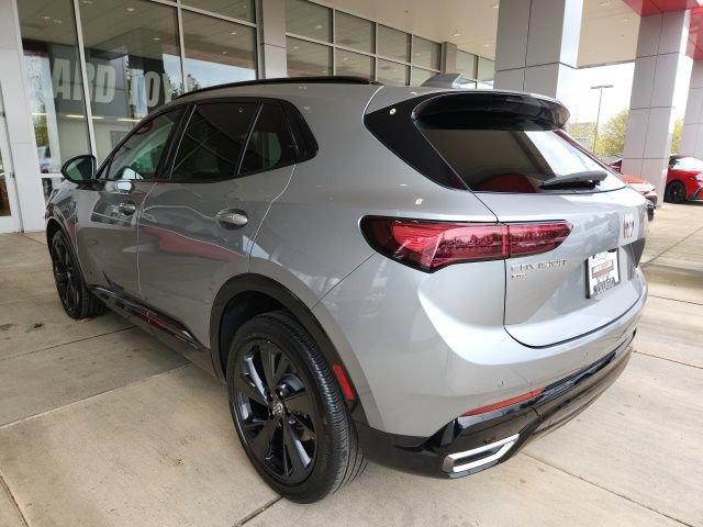 Used 2024 Buick Envision Sport Touring AWD/4WD image 9