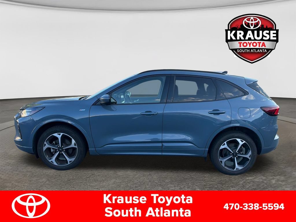 Used 2023 Ford Escape ST-Line Select w/ Tech Pack #2 AWD/4WD image 4