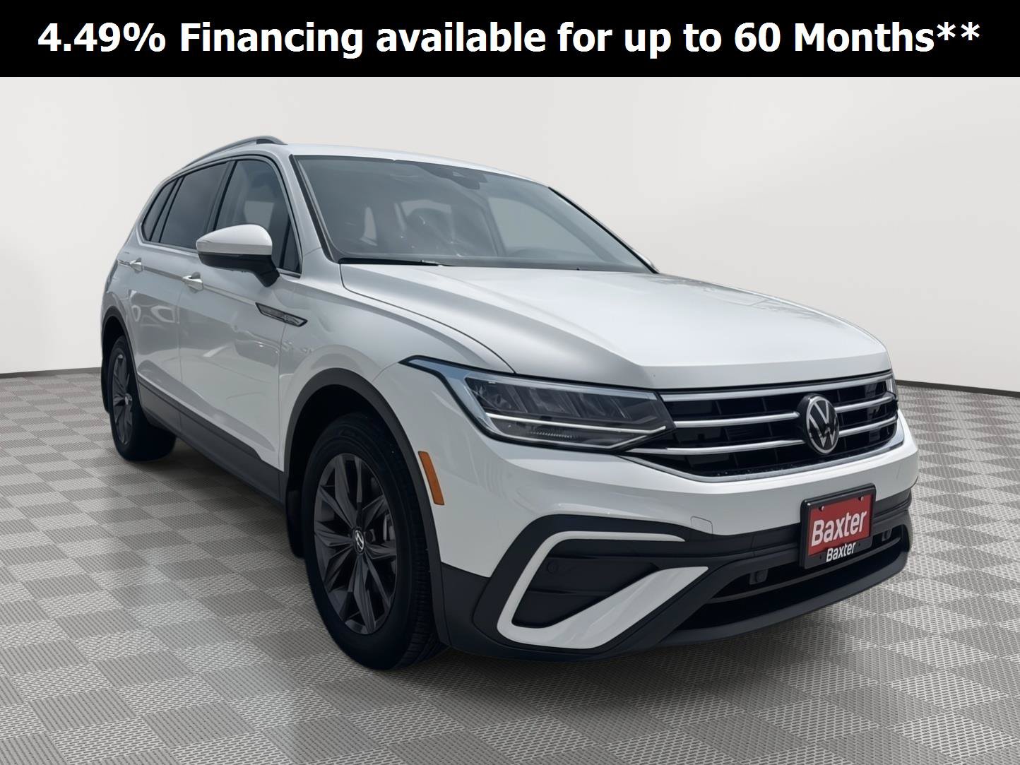 Certified 2024 Volkswagen Tiguan SE w/ Panoramic Sunroof Package