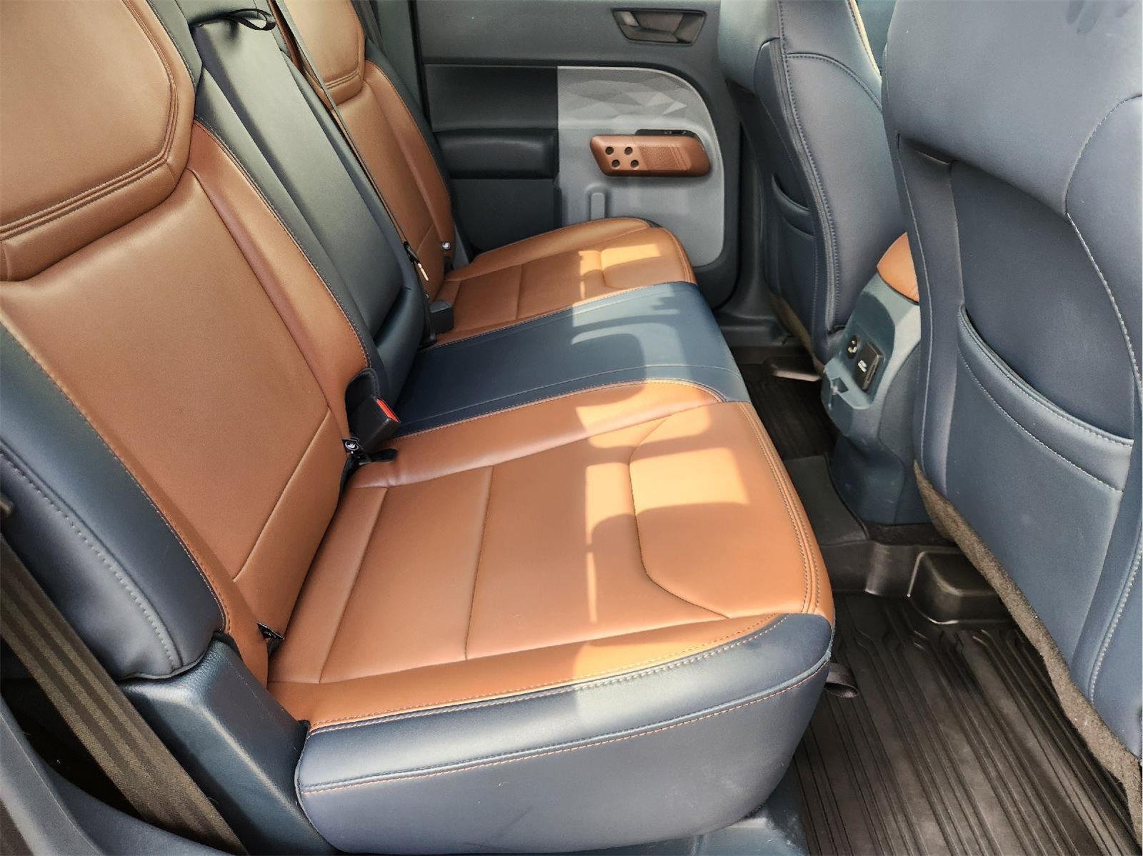 Used 2022 Ford Maverick Lariat w/ Lariat Luxury Package FWD image 31