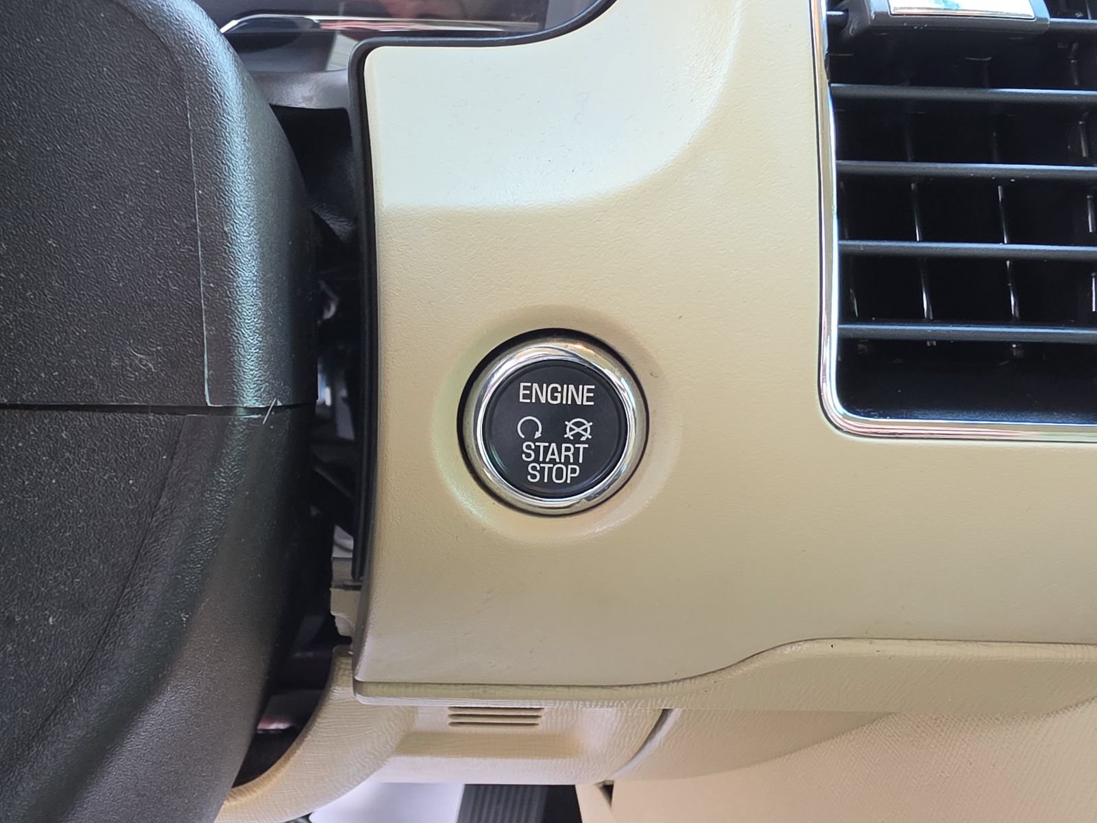 Used 2016 Ford Flex SEL w/ Equipment Group 202A FWD image 24
