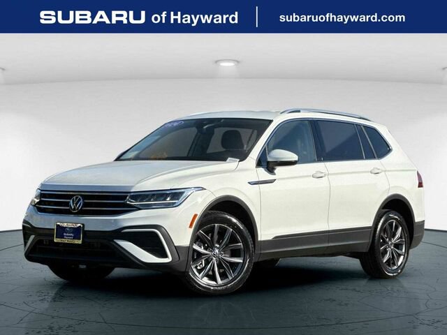 Used 2024 Volkswagen Tiguan SE