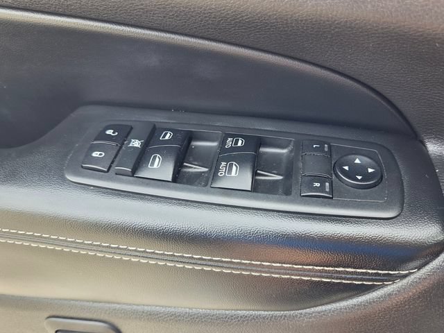 Used 2017 Jeep Grand Cherokee Limited w/ Luxury Group II AWD/4WD image 34
