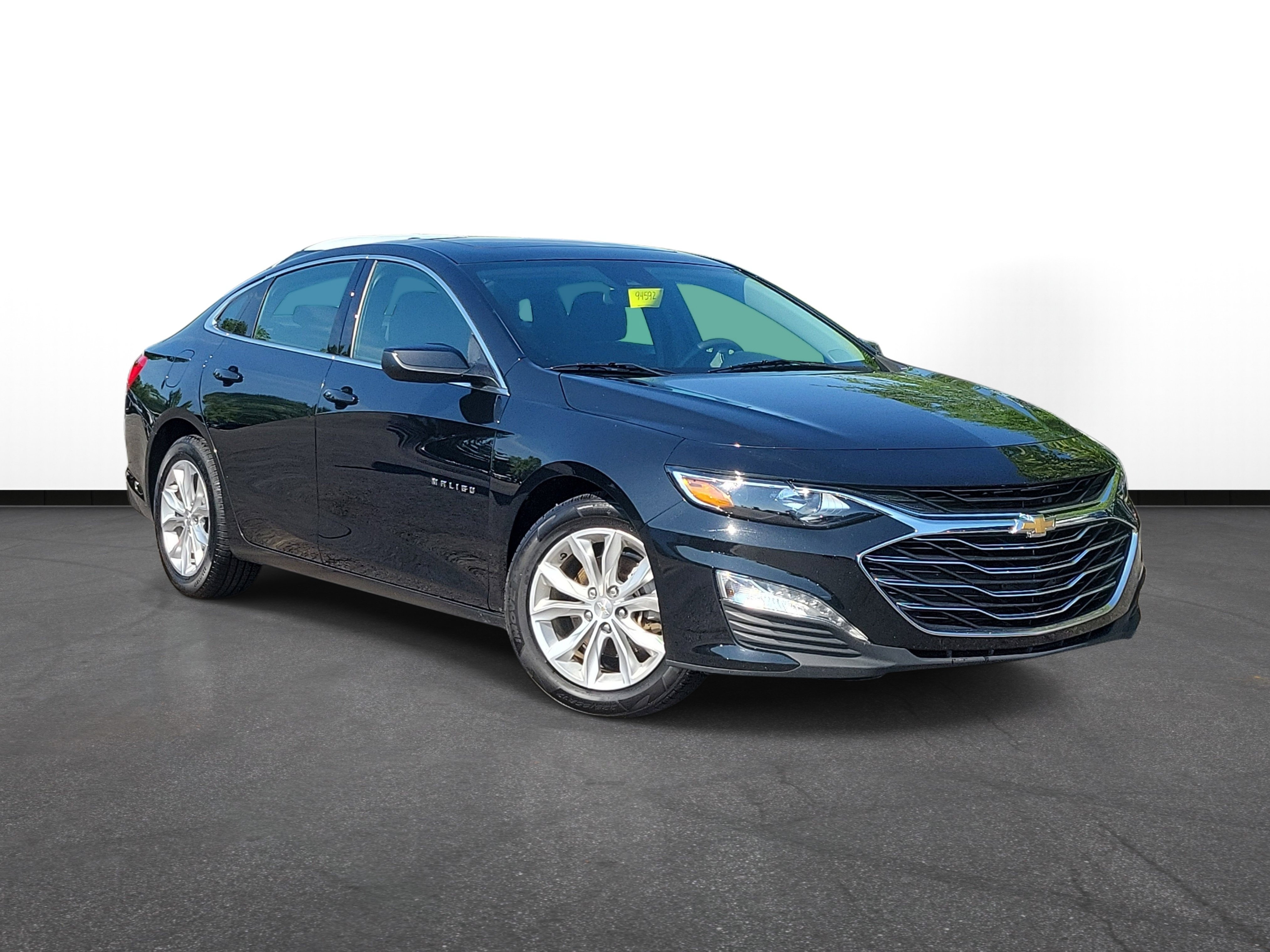 Used 2024 Chevrolet Malibu LT FWD image 1