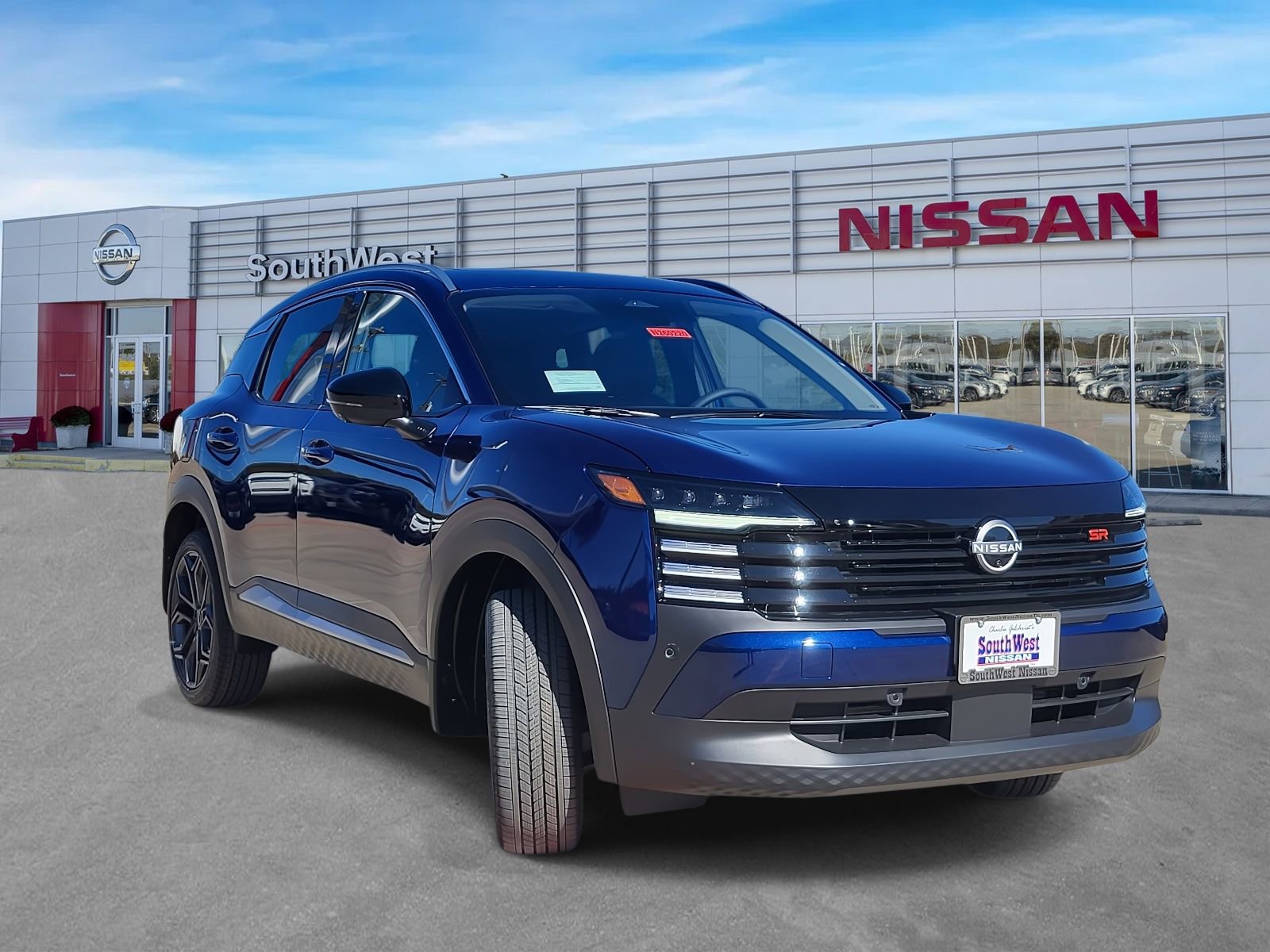 New 2026 Nissan Kicks SR w/ SR Premium Package FWD image 4