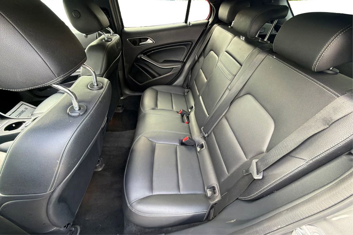 Used 2019 Mercedes-Benz GLA 250 4MATIC image 10