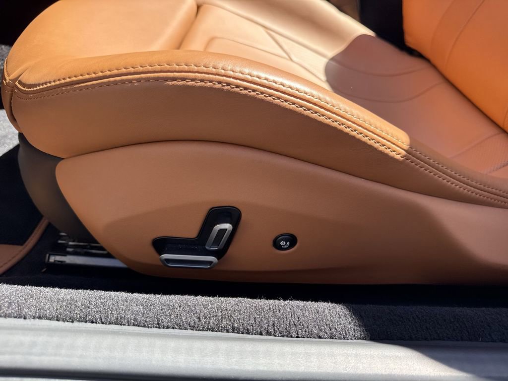 Certified 2023 Ferrari Portofino M RWD image 12