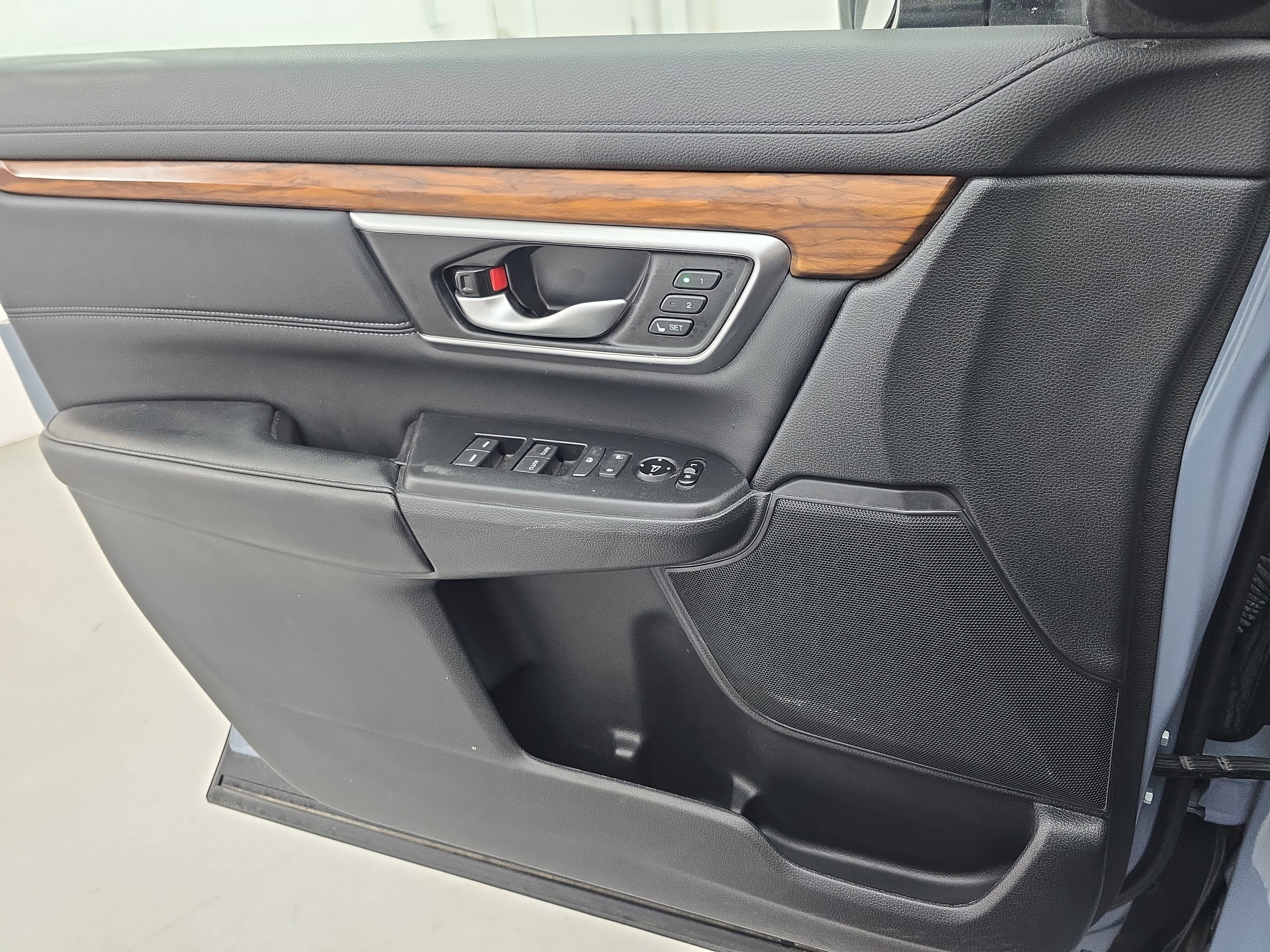 Used 2021 Honda CR-V Touring image 26