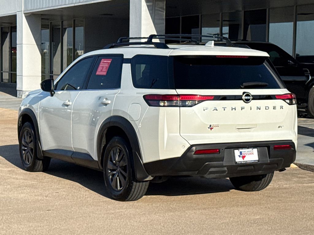 Used 2023 Nissan Pathfinder SV image 7