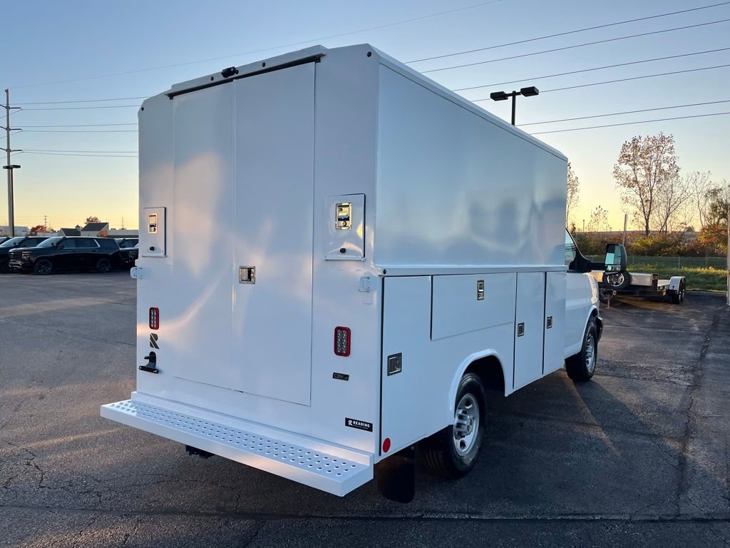 New 2025 Chevrolet Express 3500 w/ Power Convenience Package image 7