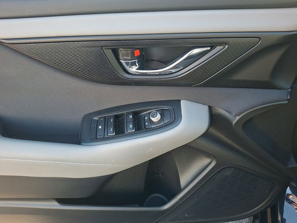 Used 2023 Subaru Outback Premium image 12