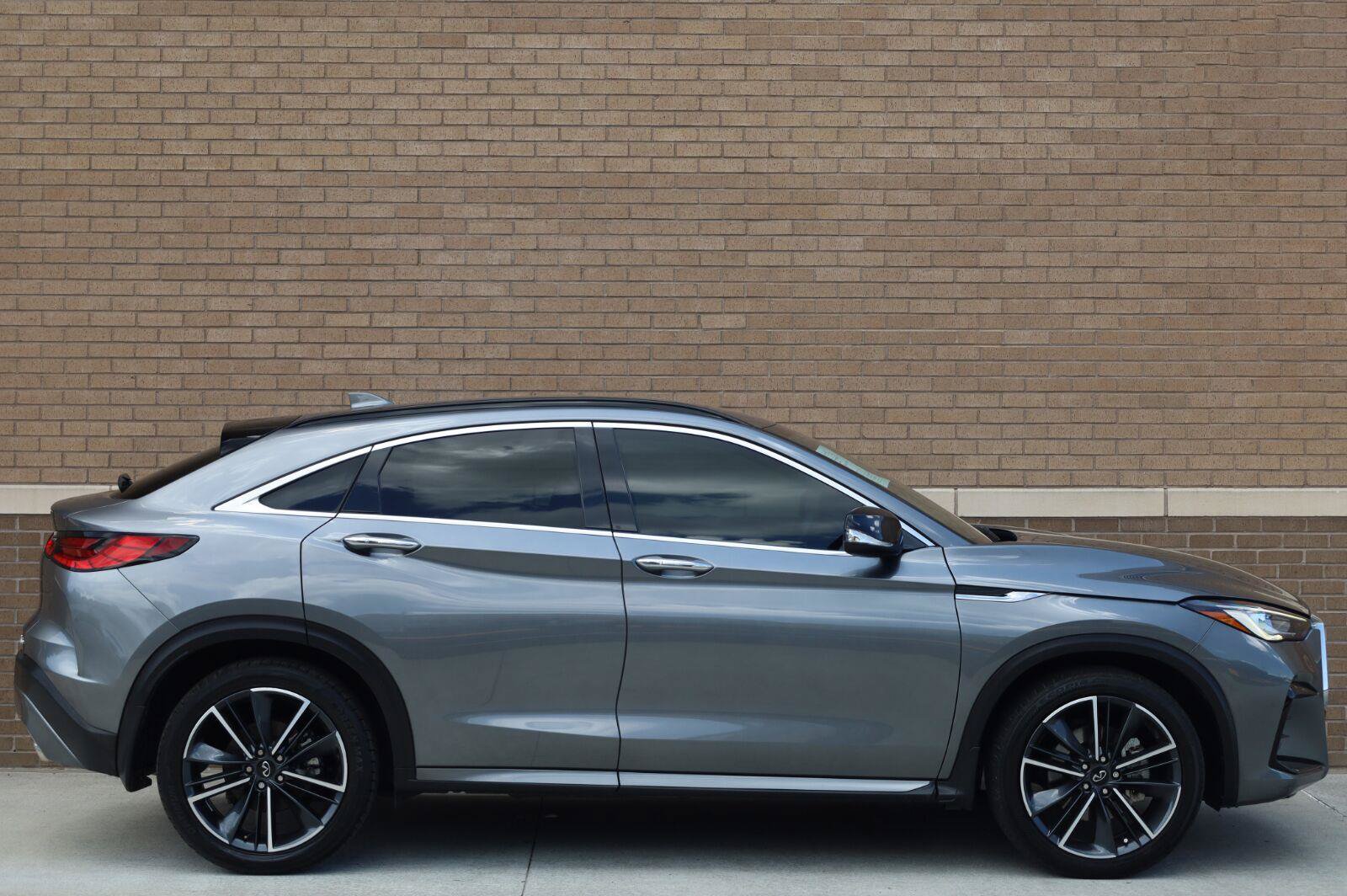 Used 2023 INFINITI QX55 Luxe w/ Cargo Package AWD/4WD image 2
