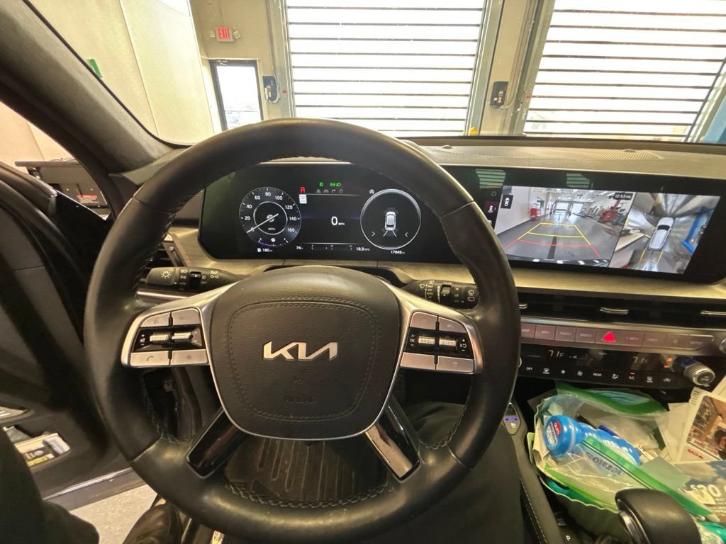 Used 2025 Kia Telluride SX Prestige X-Line AWD/4WD image 5