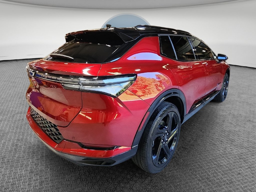 Used 2024 Chevrolet Equinox EV RS AWD/4WD image 4