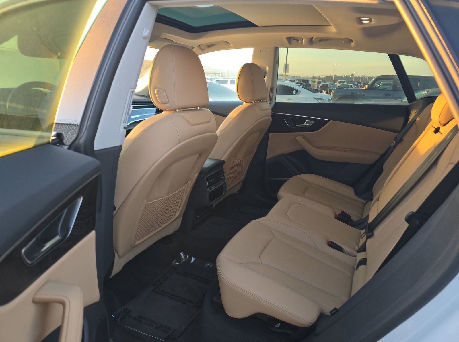 Used 2023 Audi Q8 Premium Plus w/ Premium Plus Package image 8