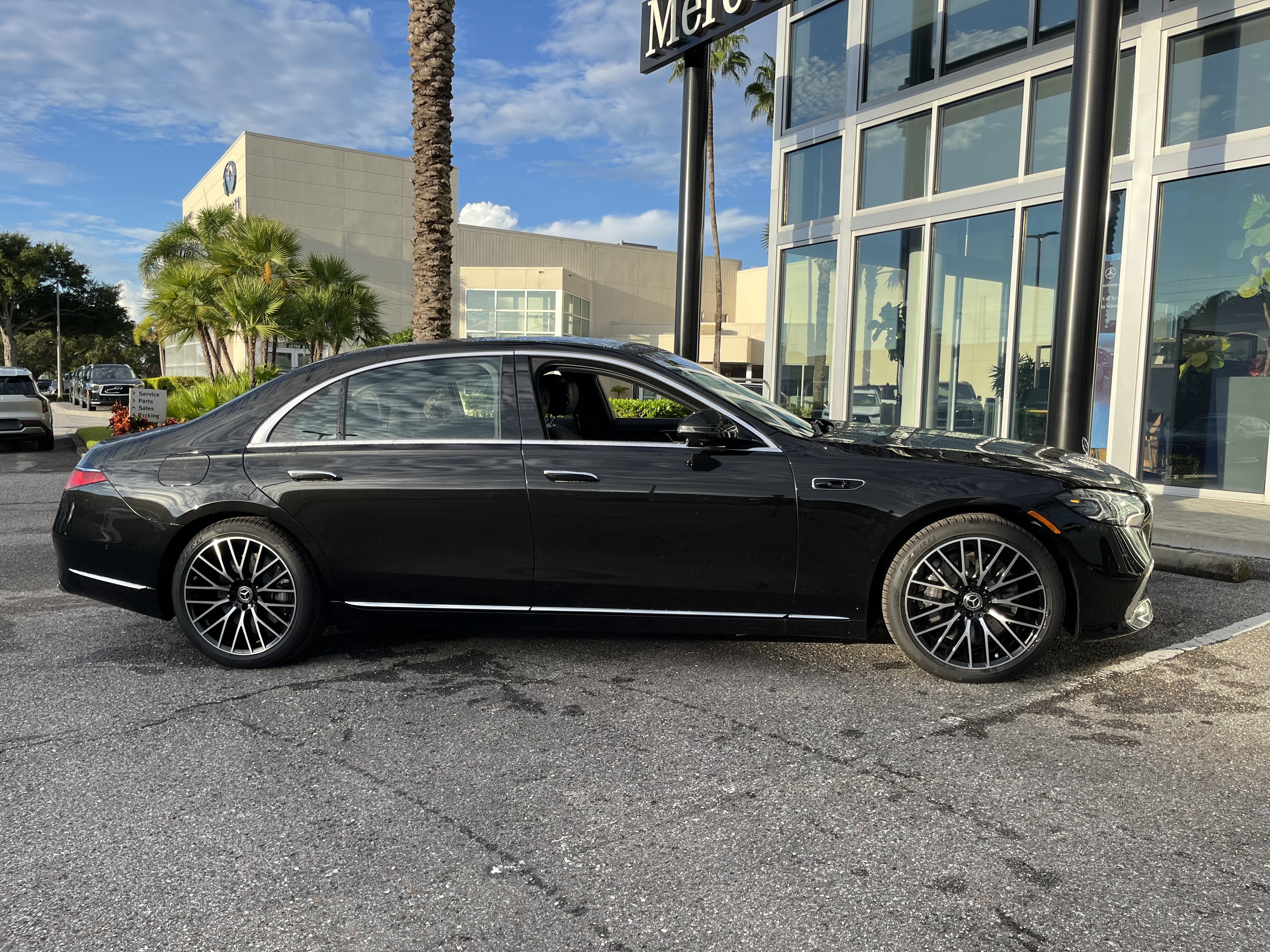 New 2027 Mercedes-Benz S 580 4MATIC Sedan image 7