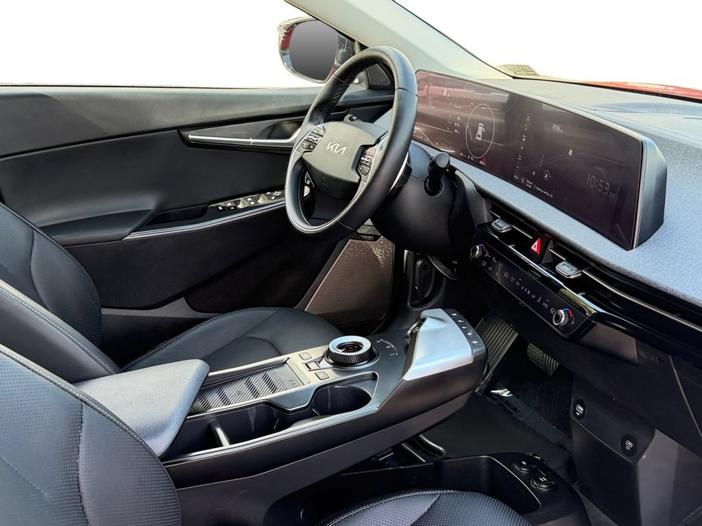 Used 2024 Kia EV6 Wind w/ Wind Technology Package AWD/4WD image 7