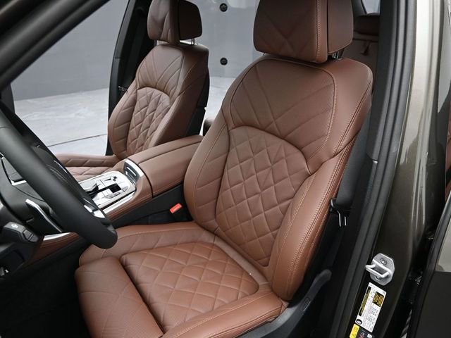 New 2026 BMW X5 xDrive50e AWD/4WD image 13