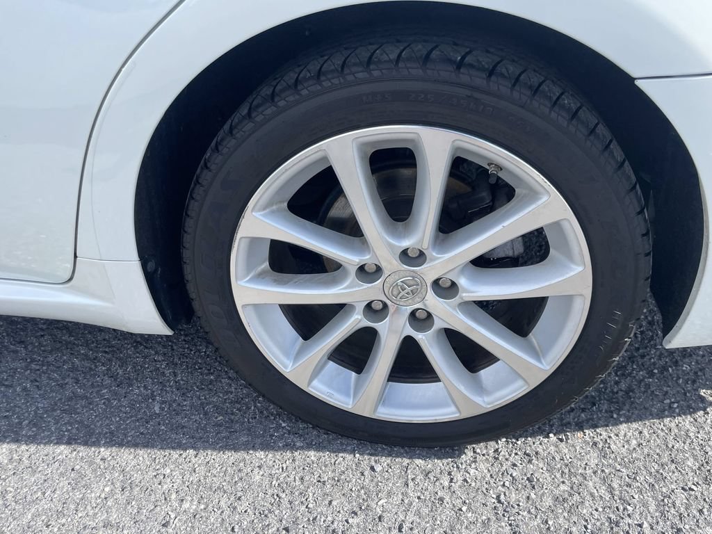 Used 2015 Toyota Avalon Limited FWD image 8