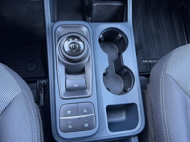Used 2023 Ford Maverick AWD SuperCrew image 13