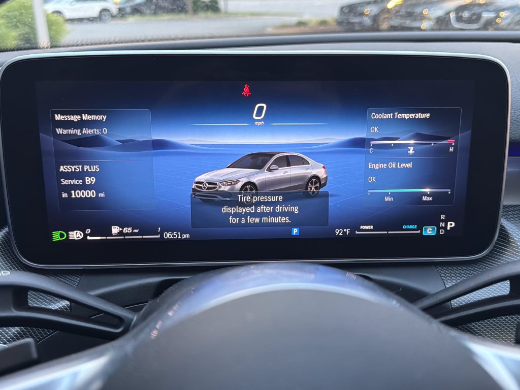 Used 2024 Mercedes-Benz C 300 4MATIC Sedan image 18