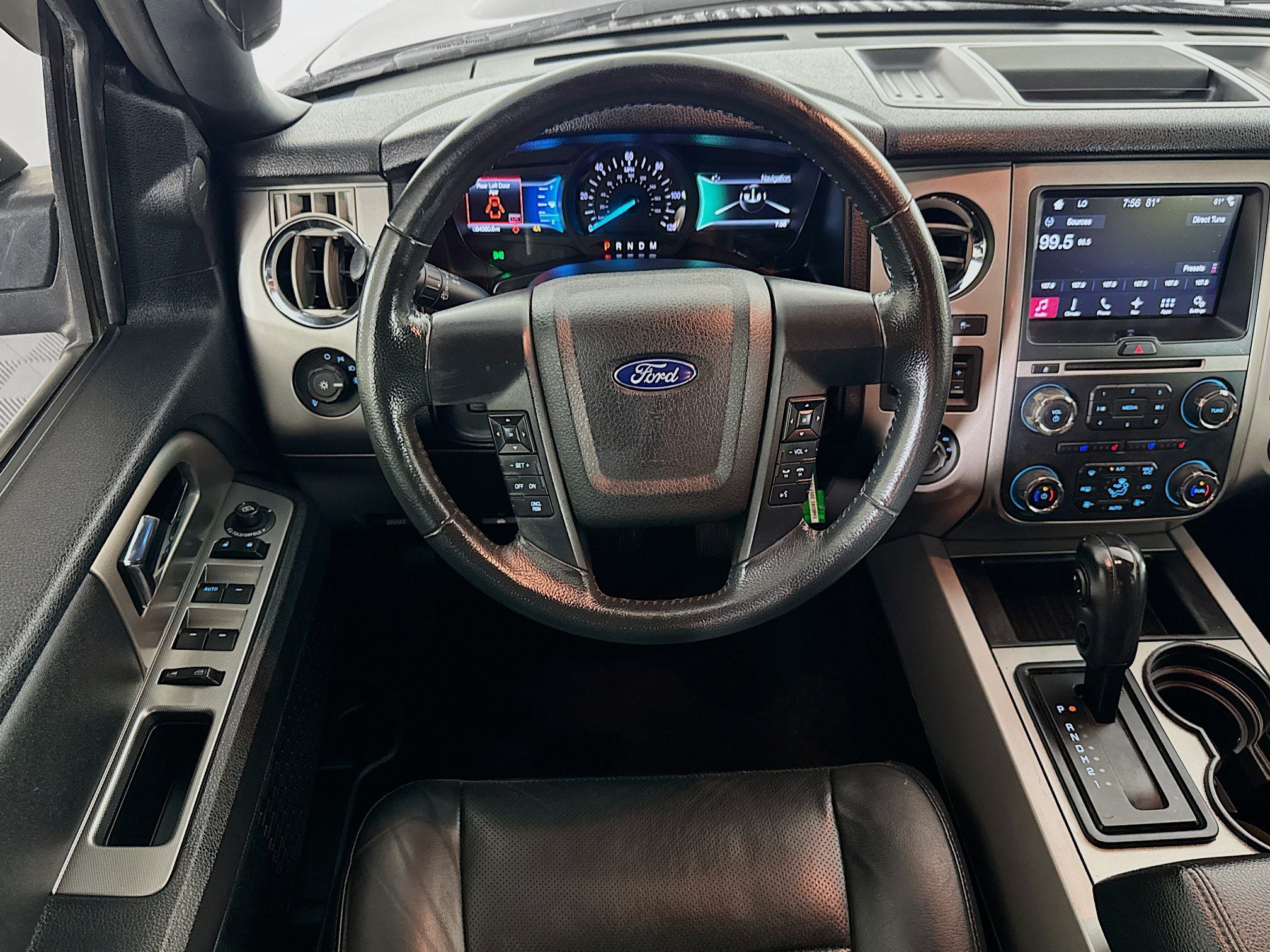 Used 2017 Ford Expedition XLT w/ Equipment Group 202A AWD/4WD image 15