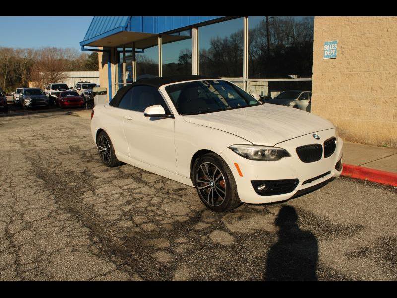 Used 2021 BMW 230i Convertible RWD image 1