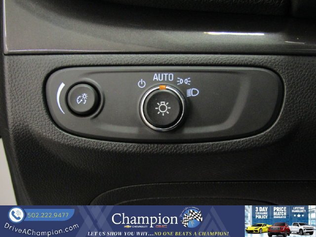 Used 2021 Buick Encore Preferred w/ Safety Package II AWD/4WD image 21