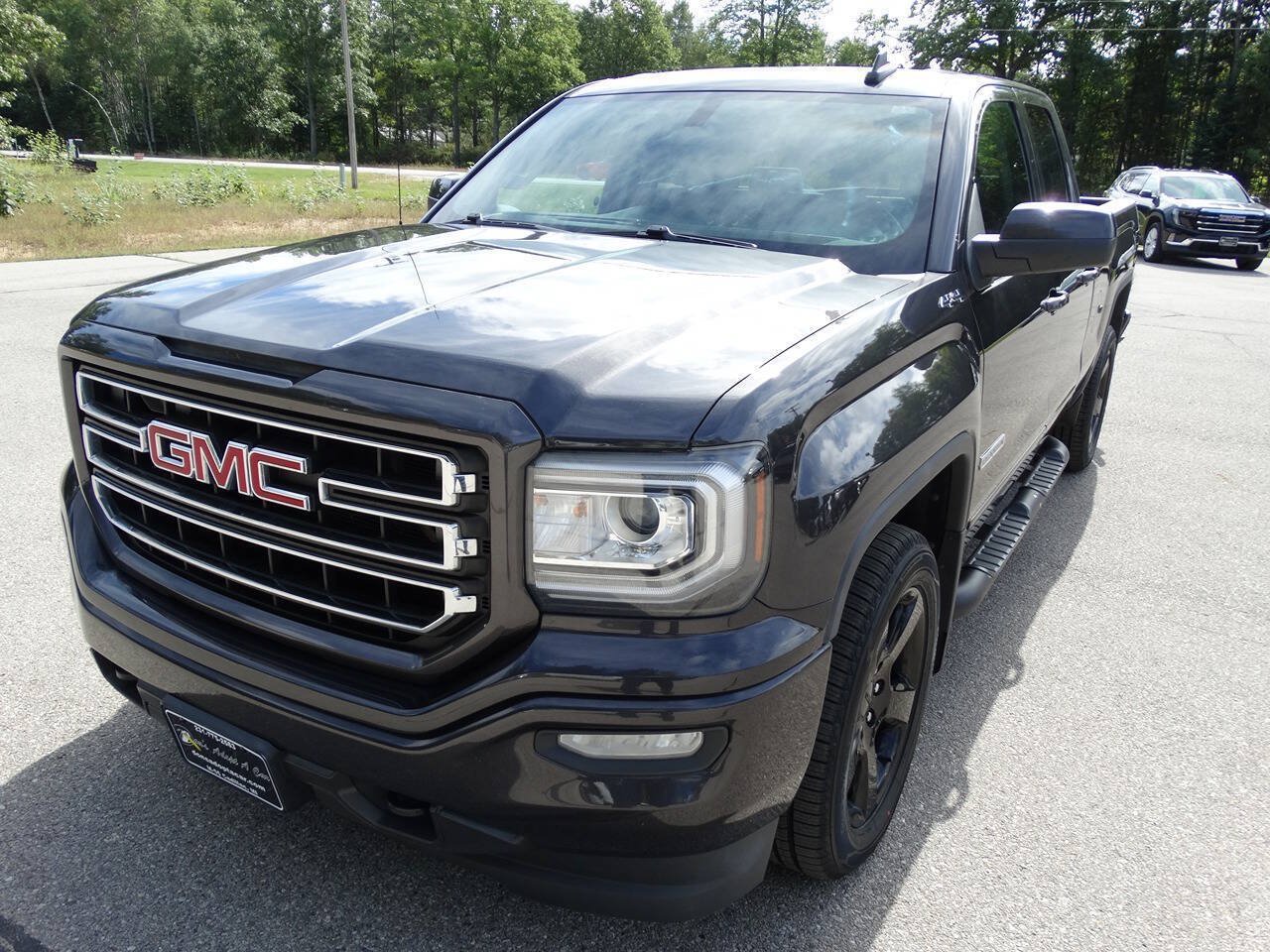 Used 2016 GMC Sierra 1500 4x4 Double Cab Elevation w/ Elevation Edition image 4