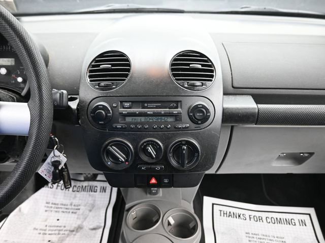 Used 2001 Volkswagen Beetle GLS FWD image 18