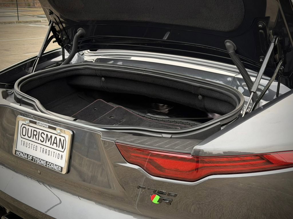 Used 2022 Jaguar F-TYPE P450 image 37
