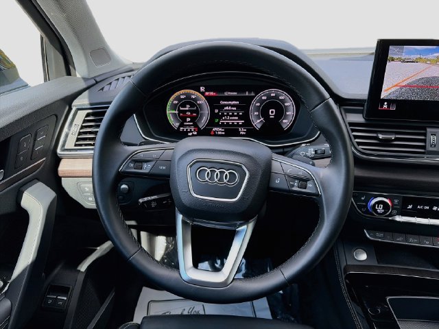 Used 2022 Audi Q5 e Prestige AWD/4WD image 23