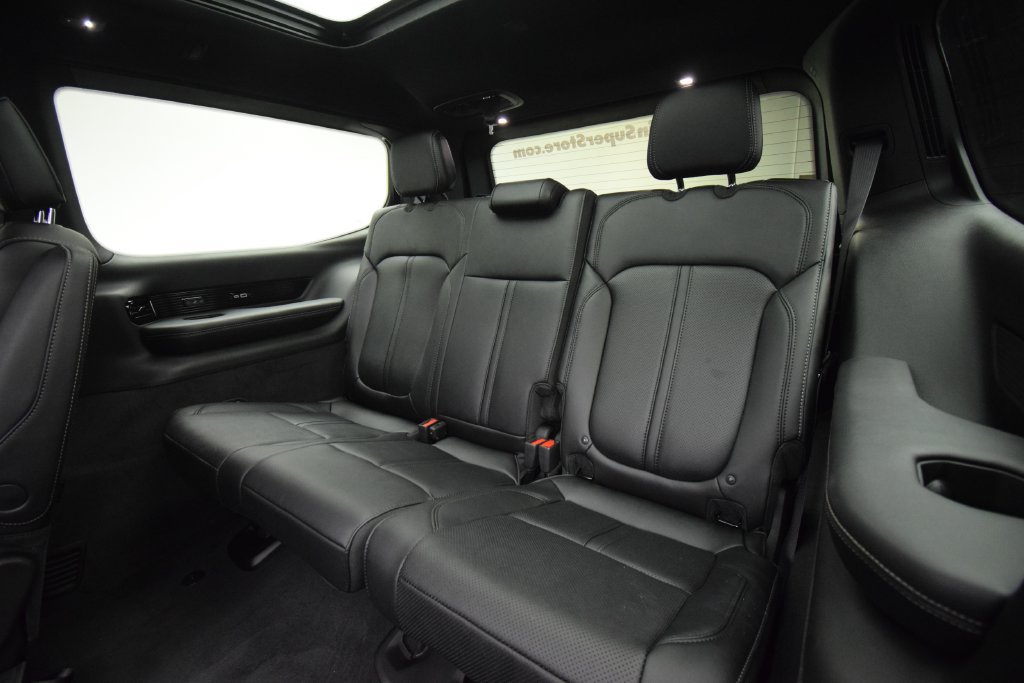 New 2026 Jeep Grand Wagoneer Summit w/ Rear Seat Video Group I AWD/4WD image 40