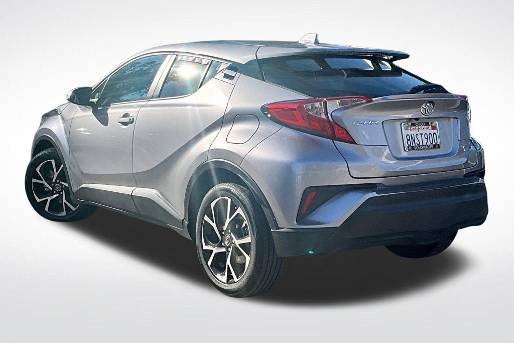 Used 2019 Toyota C-HR XLE FWD image 12