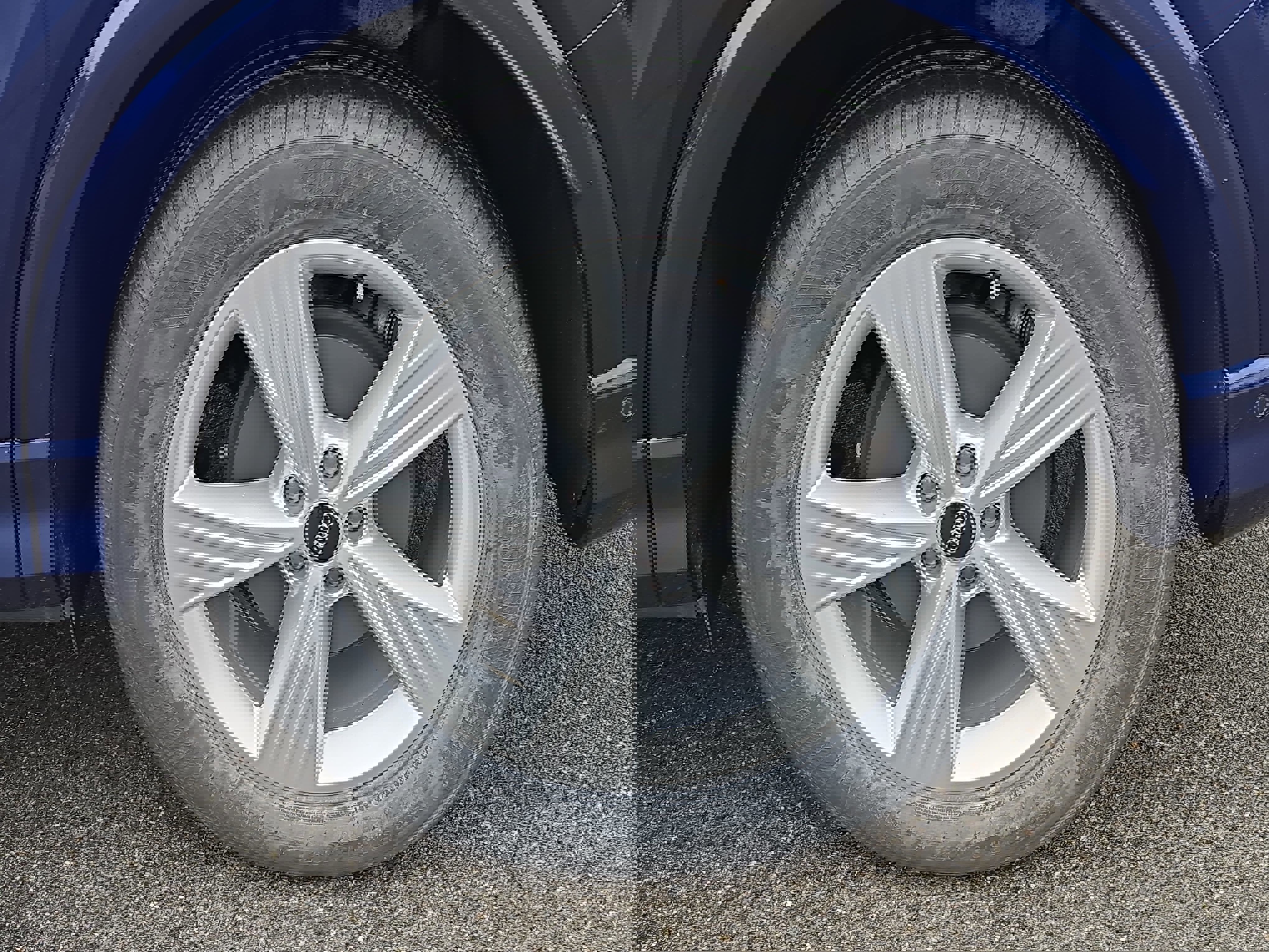 Used 2023 Audi Q4 e-tron Premium Plus w/ Premium Plus image 33