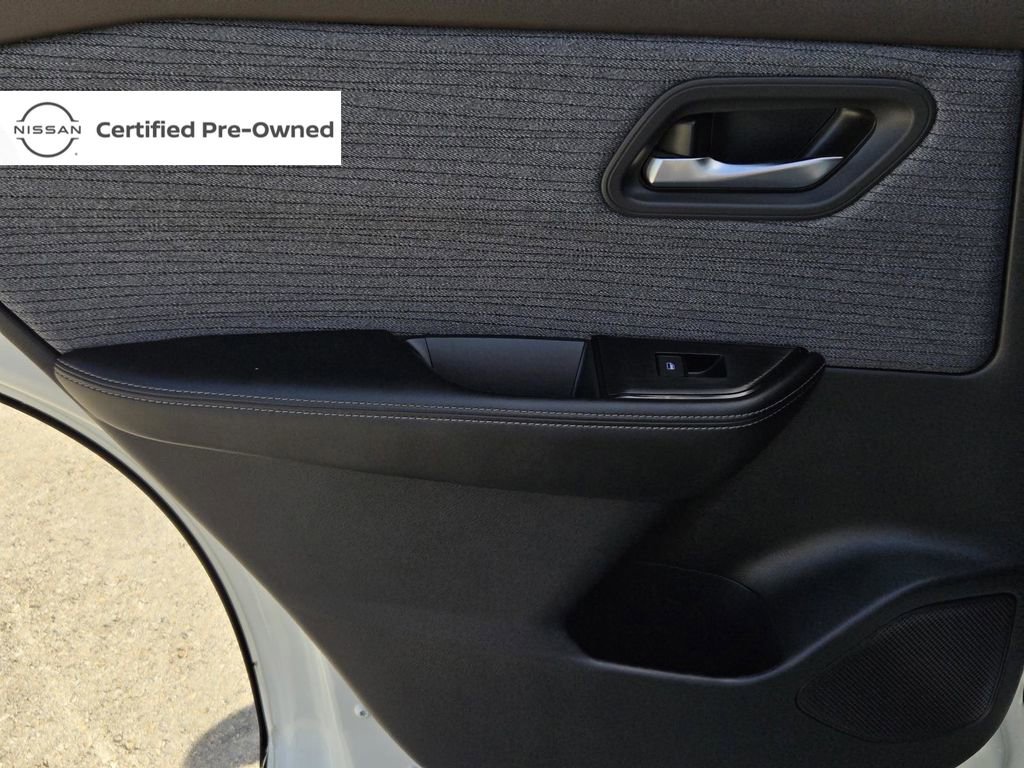 Certified 2023 Nissan Rogue SV image 10