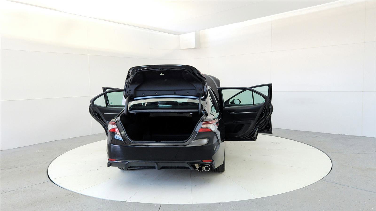 Certified 2024 Toyota Camry SE w/ Cold Weather Package FWD image 11