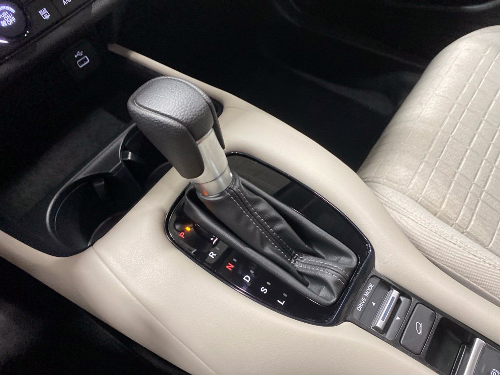 Certified 2024 Honda HR-V LX image 26