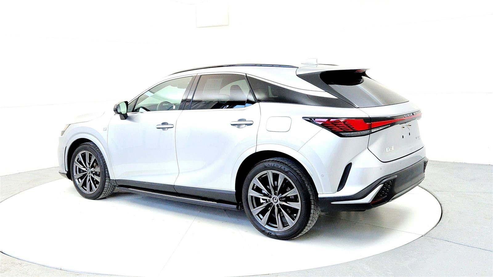 Used 2024 Lexus RX 350 F Sport image 4