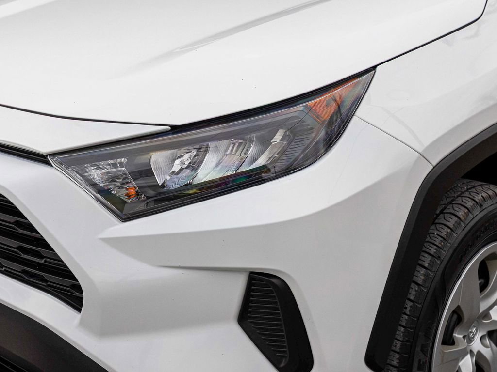 Used 2019 Toyota RAV4 LE w/ All Weather Liner Package AWD/4WD image 34